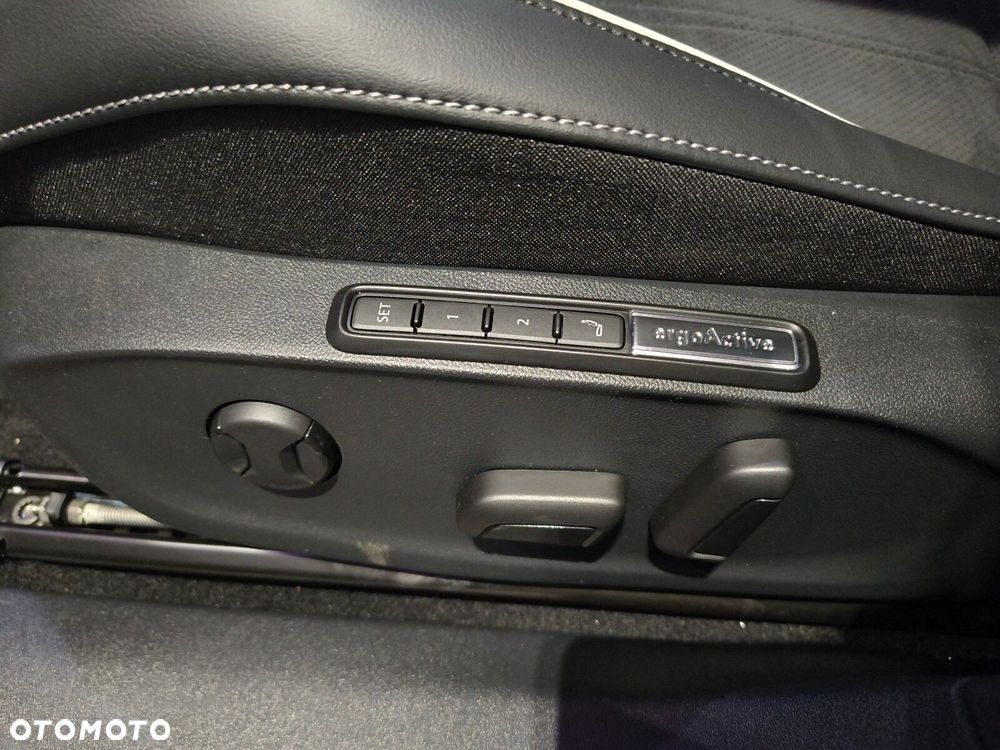 Volkswagen ID.7 77kWh Plus - 19