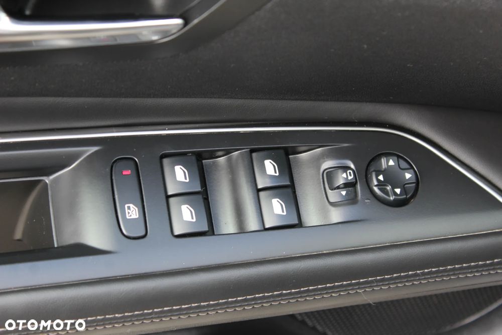 Peugeot 3008 BlueHDi 120 Stop & Start Allure - 21