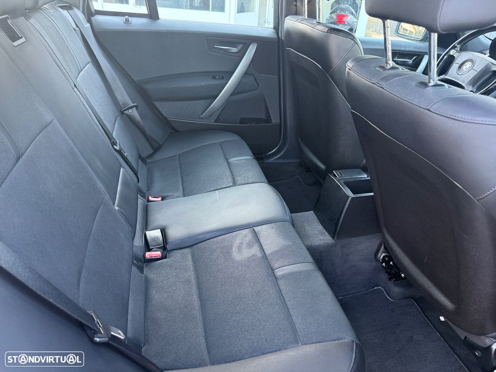 BMW X3 2.0 d LifeStyle - 24