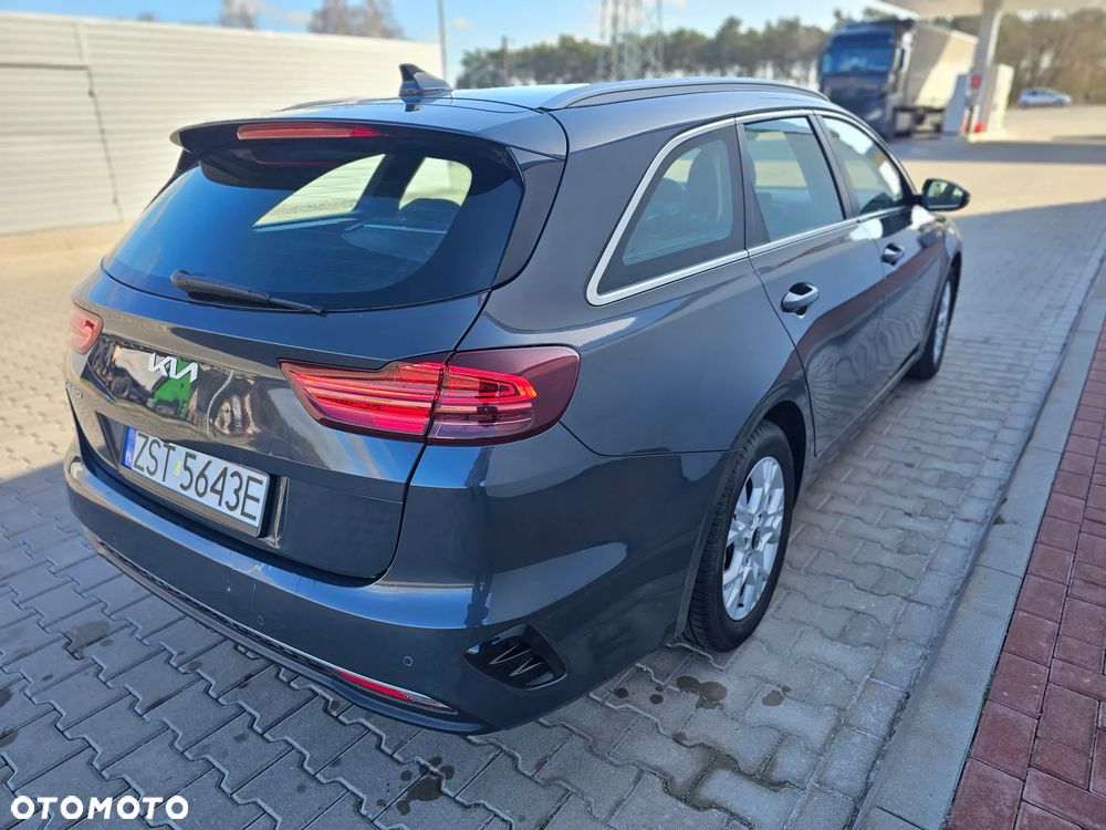 Kia Ceed 1.5 T-GDI OPF Nightline Edition - 24