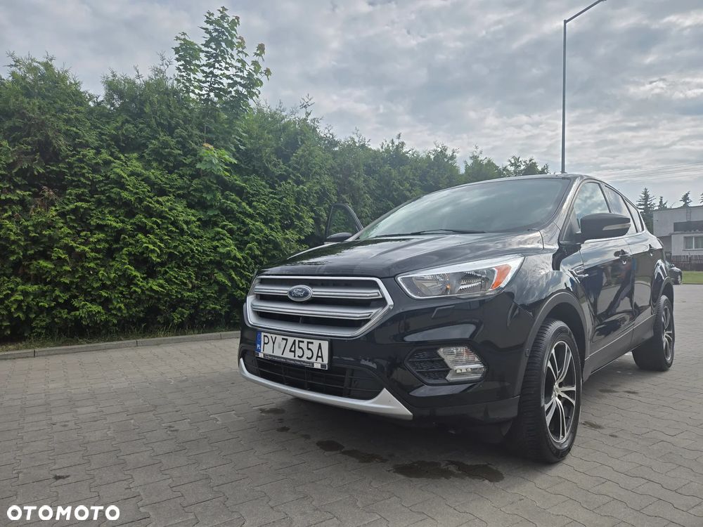 Ford Kuga 1.5 EcoBoost 2x4 Trend - 11