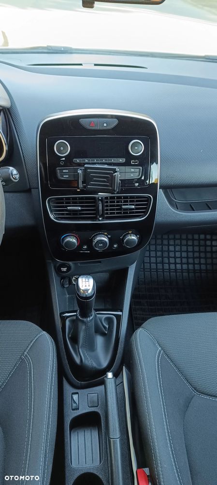 Renault Clio 1.2 16V Life - 16