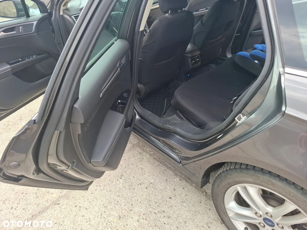 Ford Mondeo 2.0 TDCi Titanium PowerShift - 17