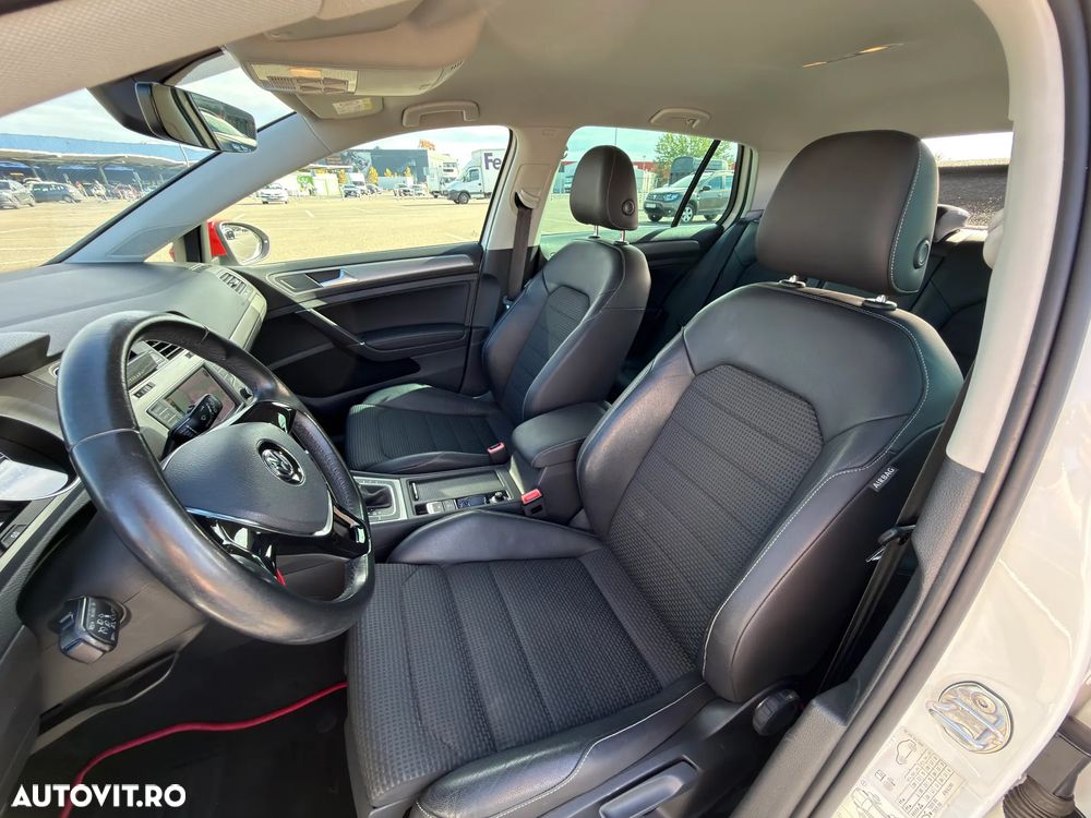 Volkswagen Golf - 14
