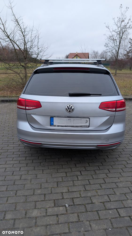 Volkswagen Passat 2.0 TDI BMT Trendline - 2