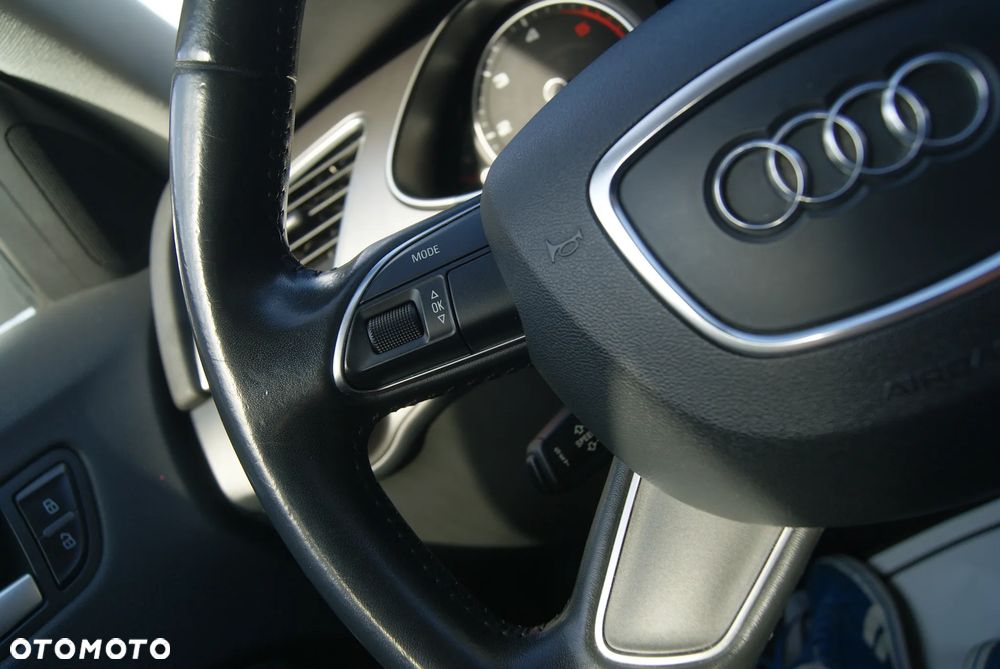 Audi A4 Avant 2.0 TDI DPF multitronic S line Sportpaket - 36
