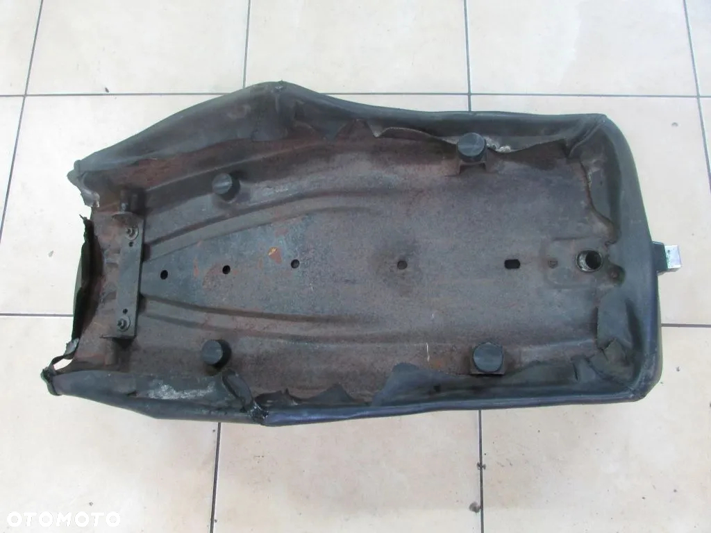 Moto Guzzi V65 C nie V50 siedzenie - 2
