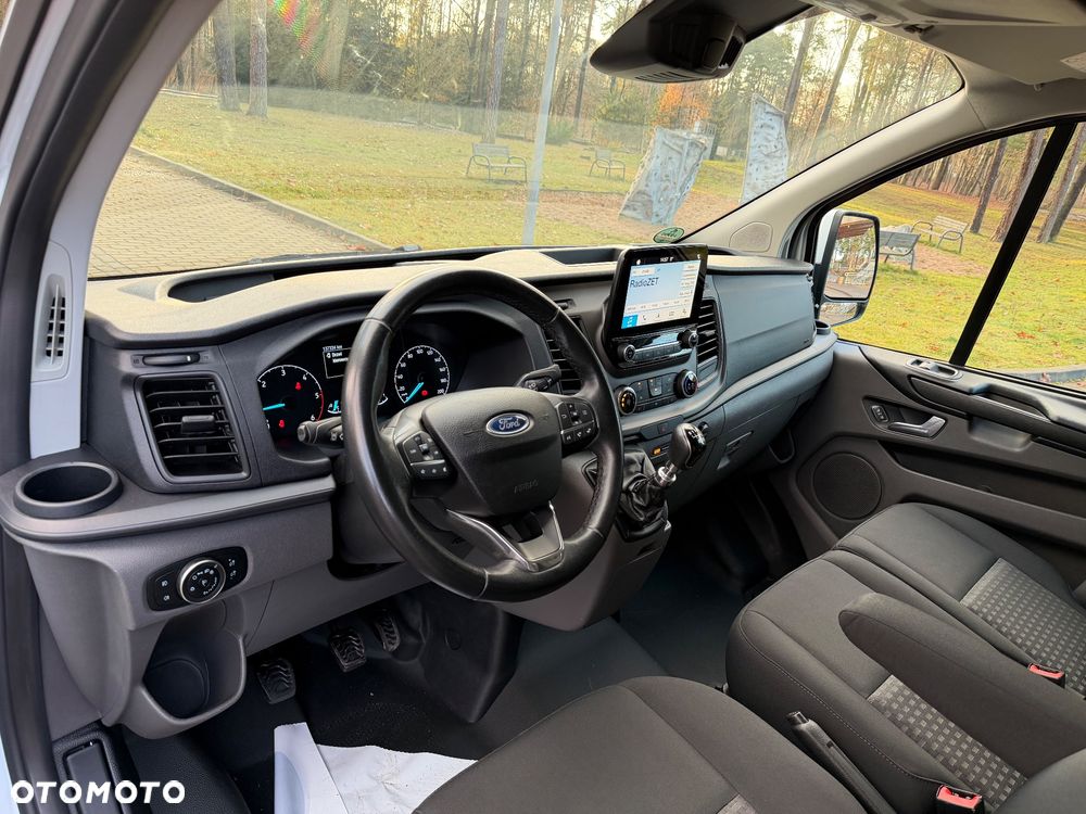 Ford Transit Custom - 19