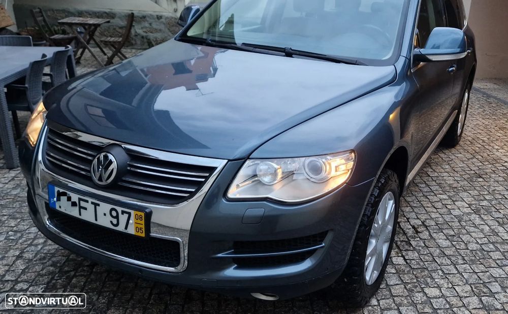 VW Touareg 3.0 TDI V6 Tiptronic - 2