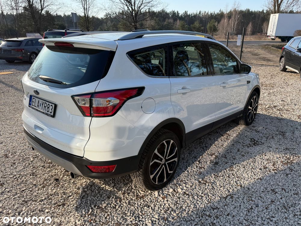 Ford Kuga 2.0 TDCi 4x2 Titanium - 6