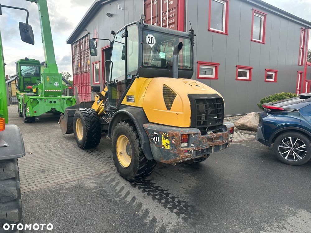 Komatsu WA 80 - 2