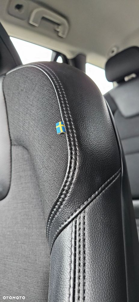 Volvo V60 D3 Geartronic Momentum - 27