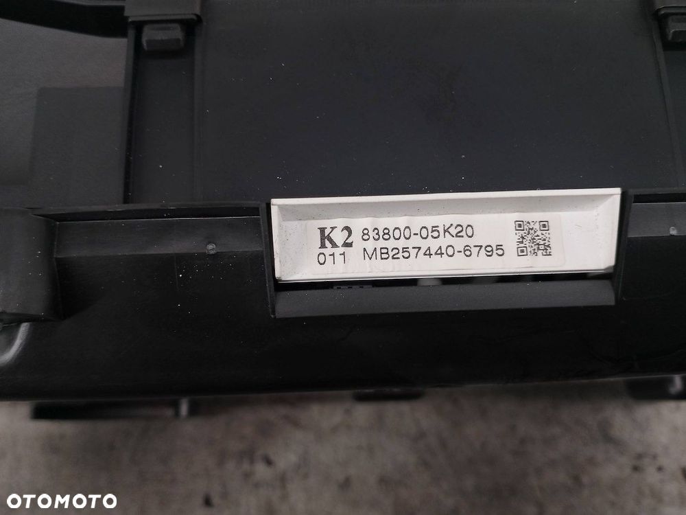 LICZNIK TOYOTA AVENSIS III T27 83800-05K20 DENSO 2.0 D-4D - 2