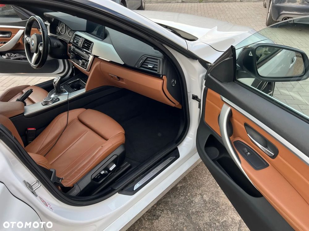 BMW Seria 4 ver-m440i-gran-coupe - 11