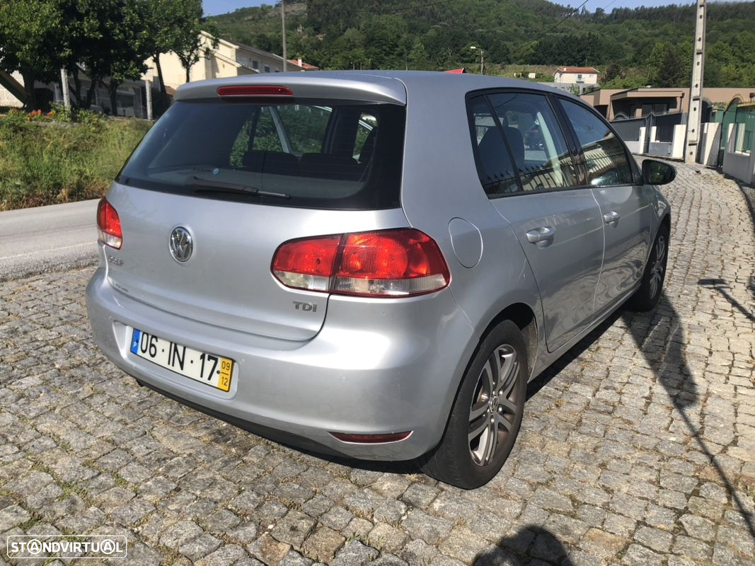 VW Golf 1.6 TDi Confortline DSG - 14