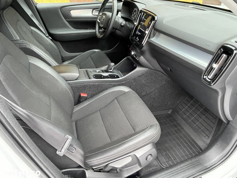 Volvo XC 40 - 9