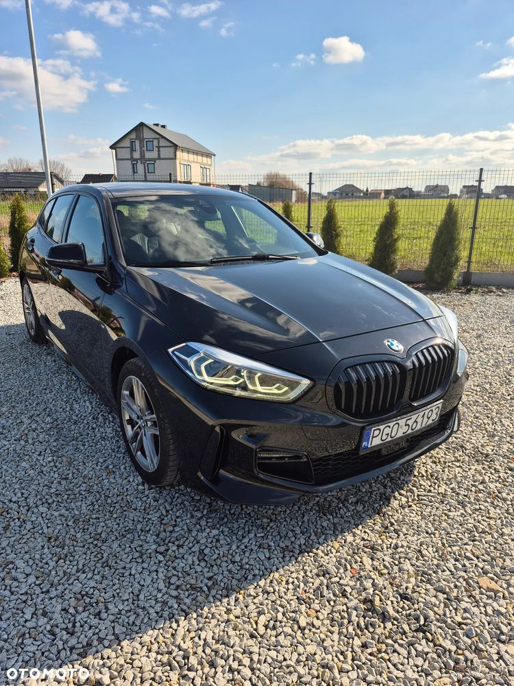 BMW Seria 1 118i M Sport Shadow - 12