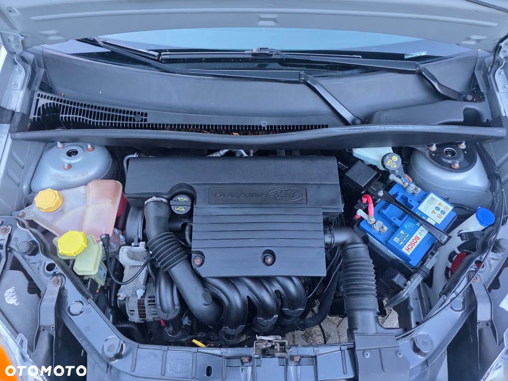 Ford Fusion 1.4 Ambiente - 23