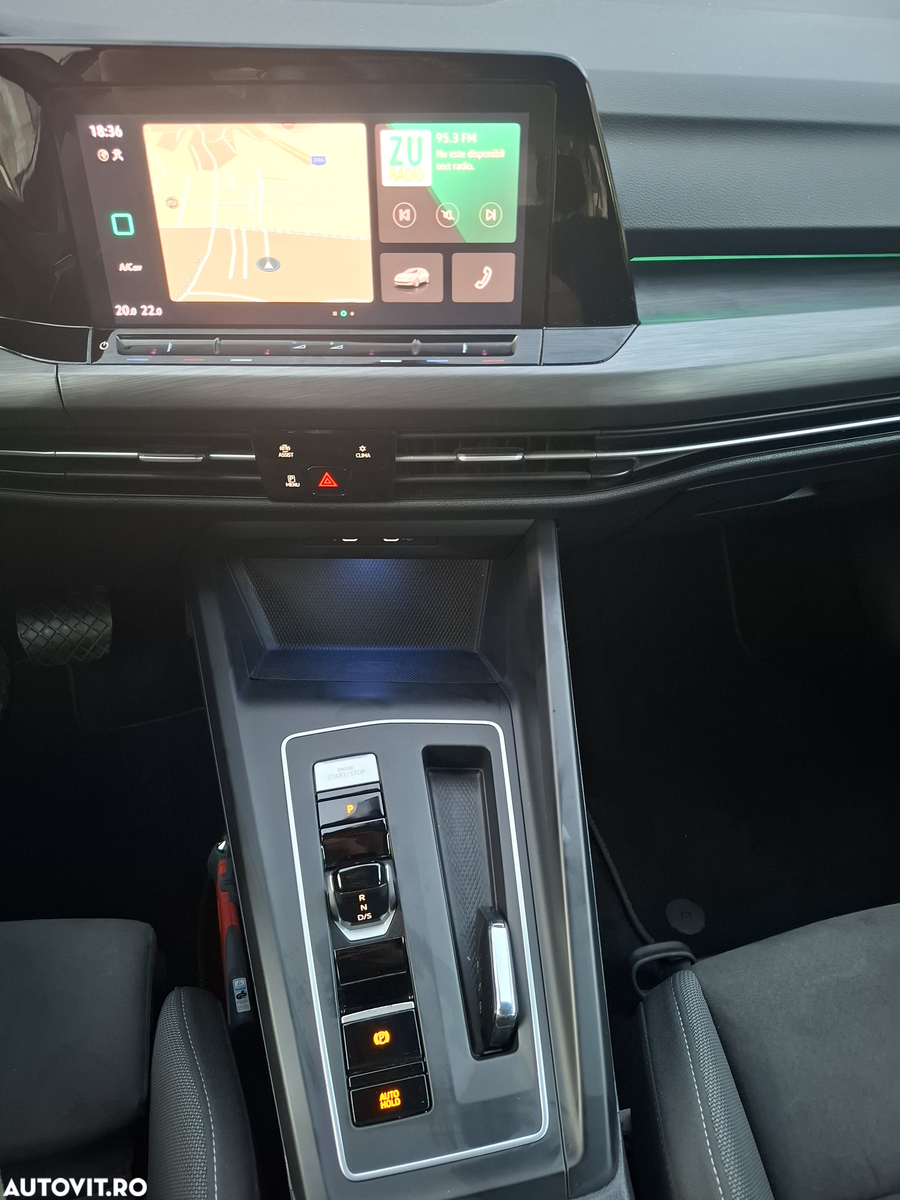 Volkswagen Golf 1.5 eTSI DSG MHEV Style - 11