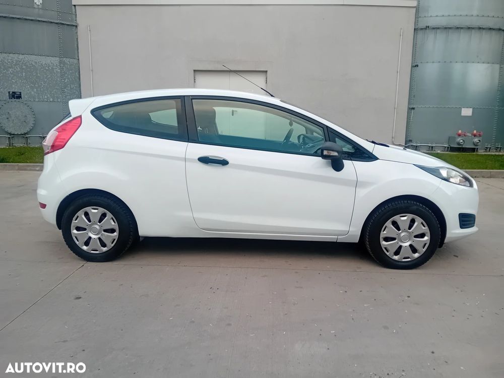 Ford Fiesta 1.25i Comfort - 24