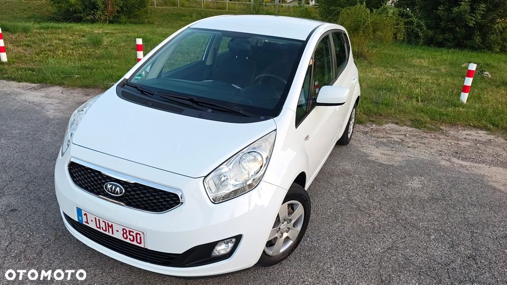 Kia Venga 1.4 L - 11