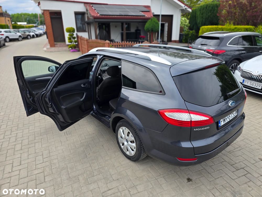 Ford Mondeo - 37