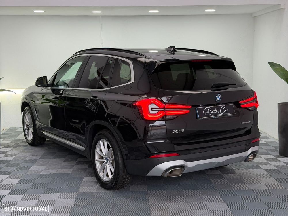 BMW X3 30 e xDrive Line Luxury - 4
