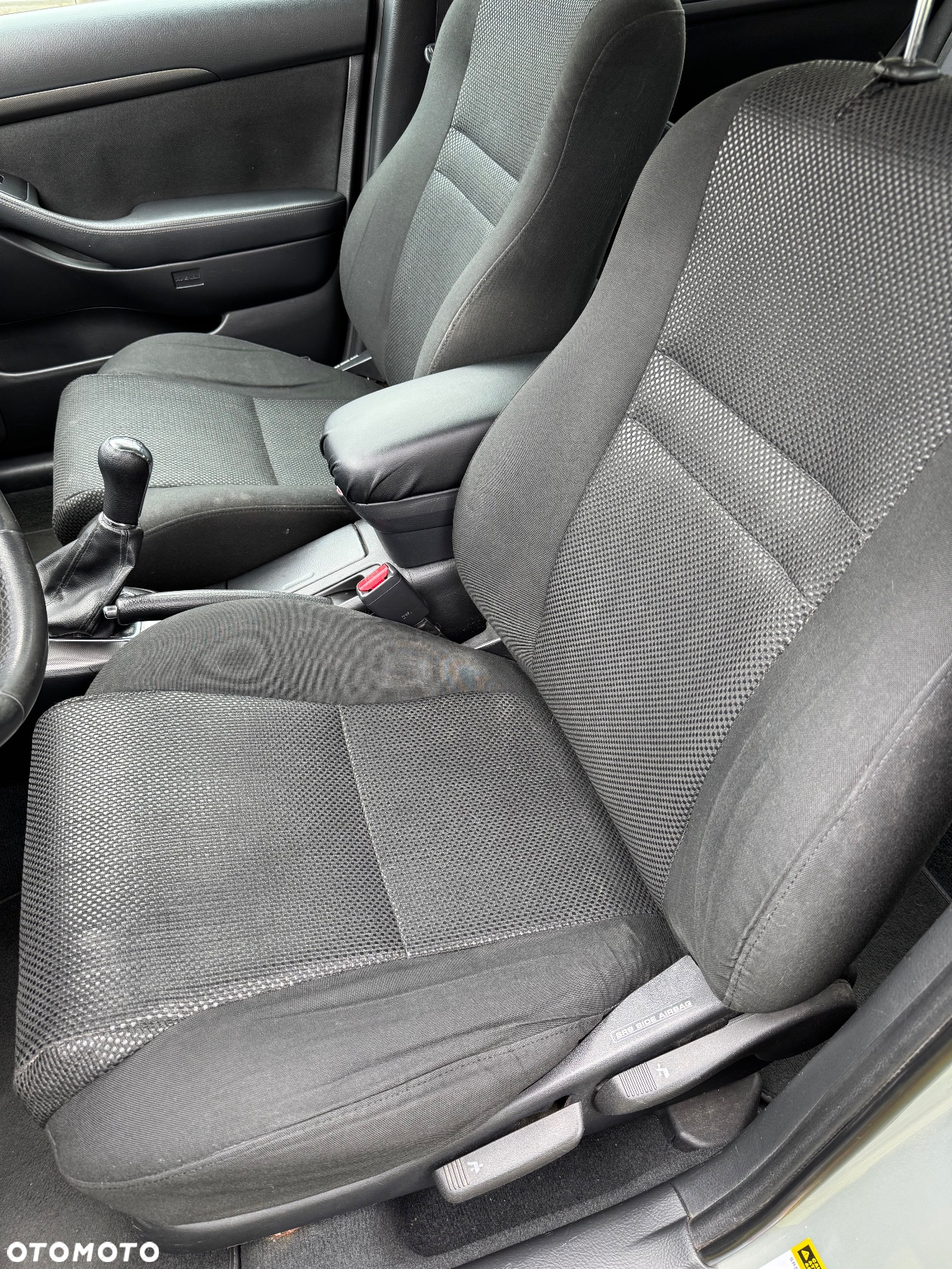 Toyota Avensis 2.0 D-4D Combi - 9