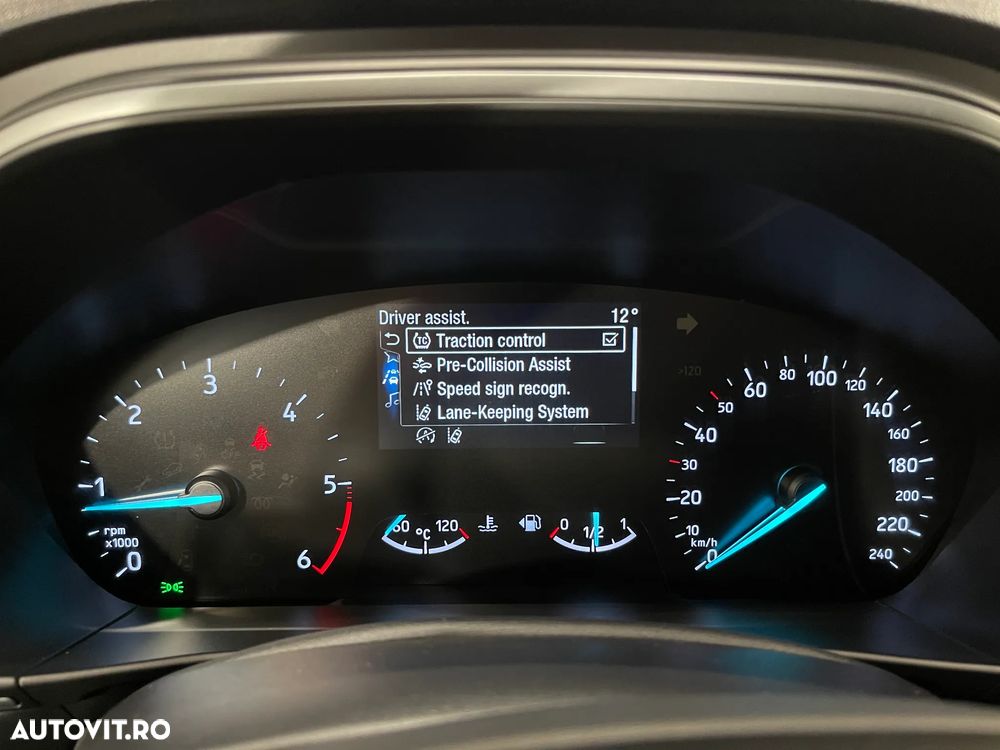 Ford Focus 1.5 EcoBlue Connected - 22