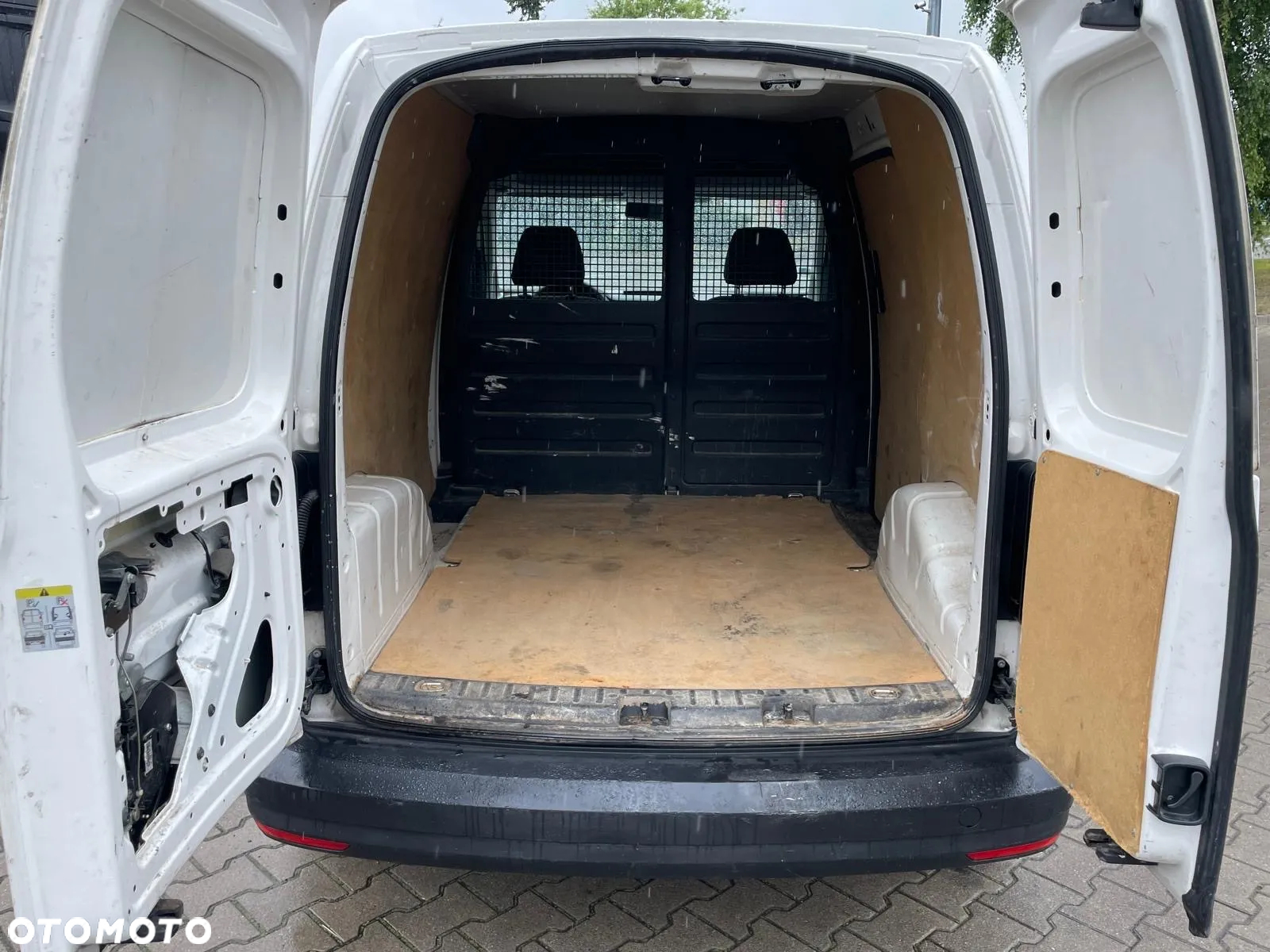 Volkswagen Caddy - 5