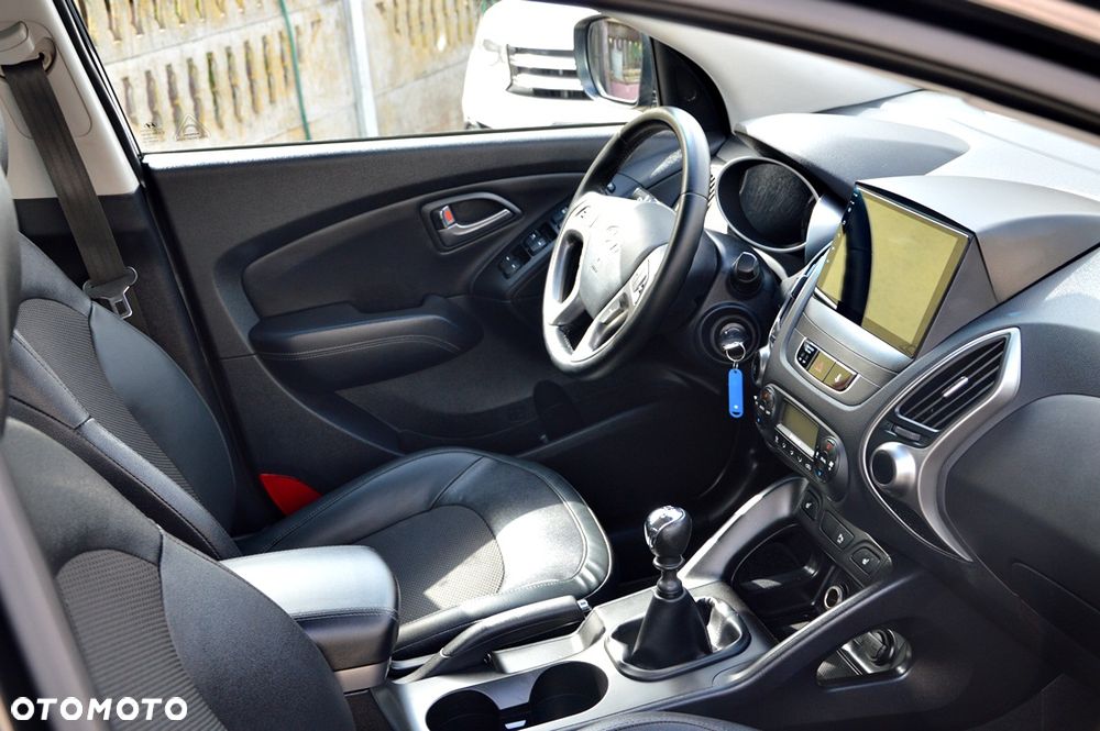 Hyundai ix35 2.0 CRDi 4WD Finale Gold - 12