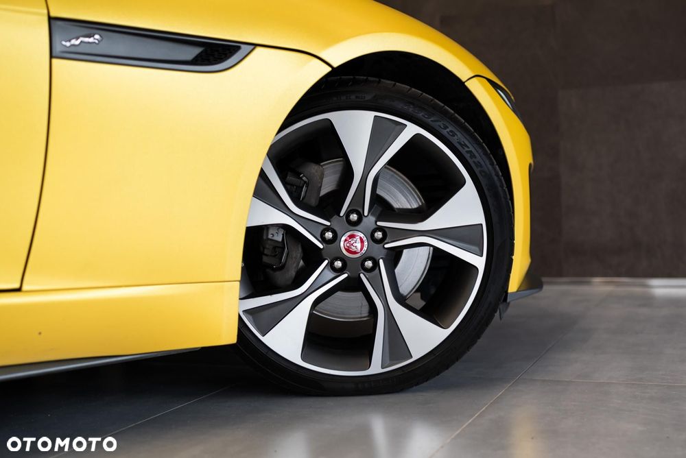 Jaguar F-Type 2.0 Turbo First Edition - 37