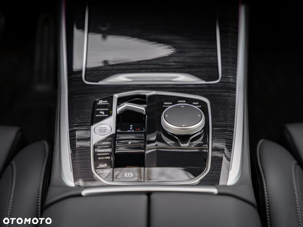 BMW X5 xDrive30d mHEV M Sport sport - 29