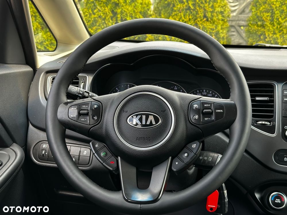 Kia Carens 1.7 CRDi 115 Dream-Team Edition - 21