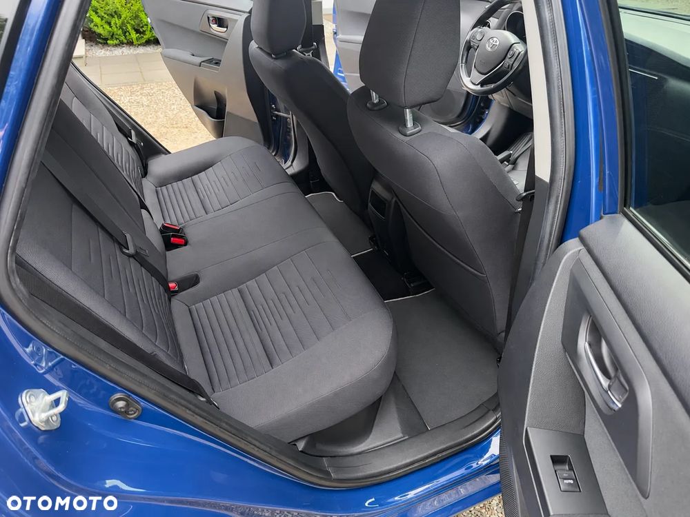Toyota Auris - 22