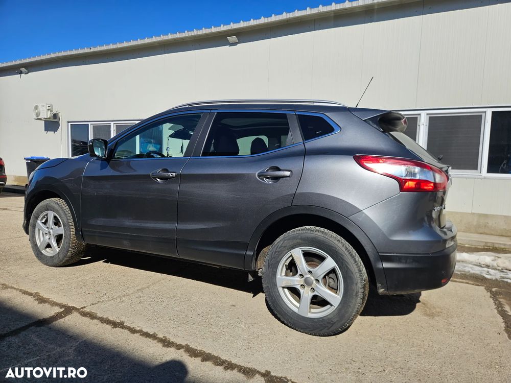 Nissan Qashqai 1.6 DCI Xtronic TEKNA+ - 11