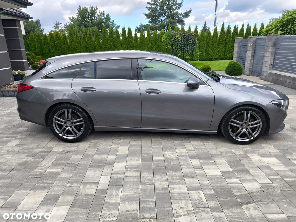 Mercedes-Benz CLA - 4