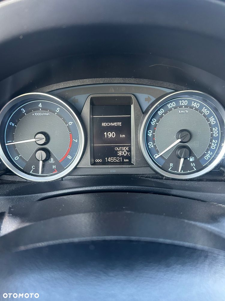 Toyota Auris 1.6 Executive - 9