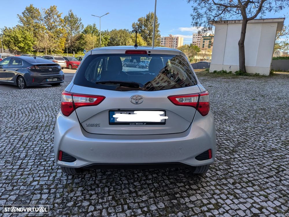 Toyota Yaris 1.0 VVT-i Exclusive - 18