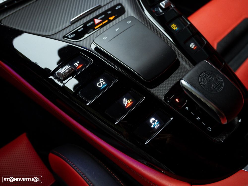 Mercedes-Benz AMG GT 4 portas 63 S 4Matic+ - 41