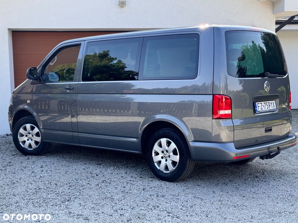 Volkswagen Multivan - 10