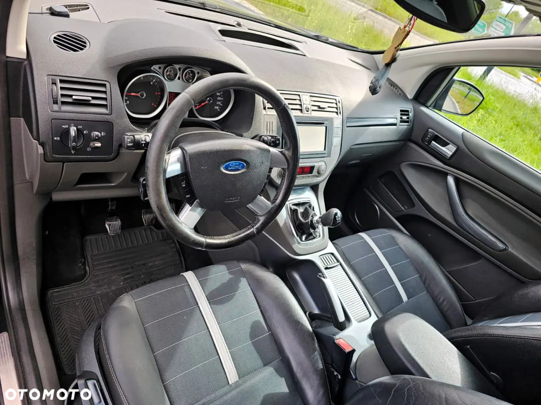 Ford Kuga 2.0 TDCi Titanium - 20