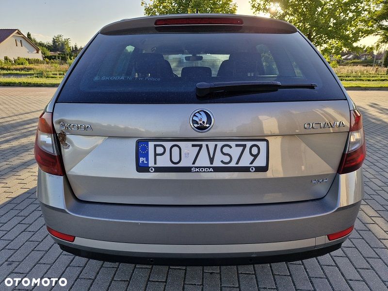 Skoda Octavia 2.0 TDI 4x4 Style DSG - 6