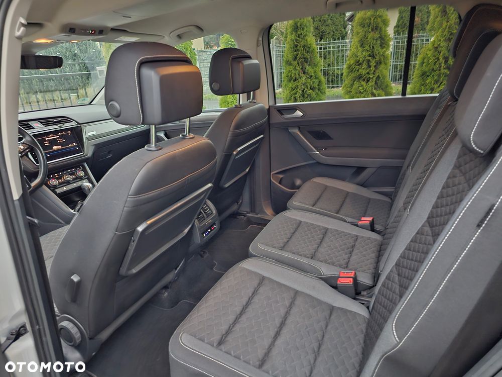 Volkswagen Touran 1.6 TDI SCR DSG Join - 10
