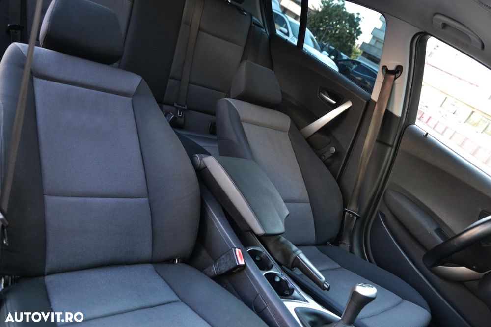 BMW Seria 1 118d - 15