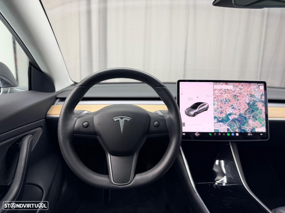 Tesla Model 3 Long-Range Dual Motor AWD - 16
