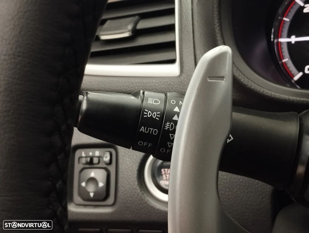 Mitsubishi L200 2.3 DI-D Strakar CD Intense AT 4WD - 24