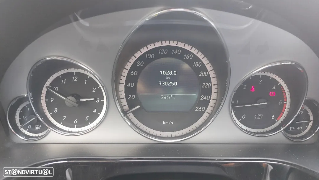 Mercedes-Benz E 250 - 8