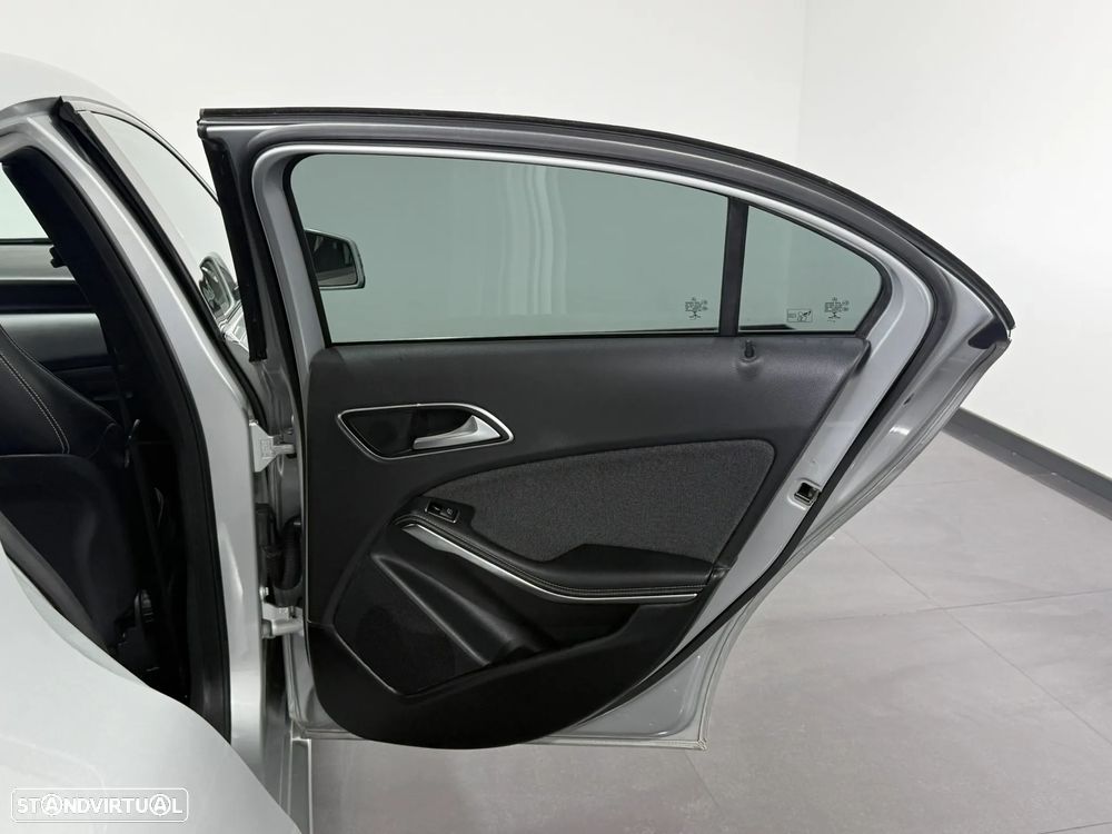 Mercedes-Benz A 180 CDi BE Edition Urban - 40