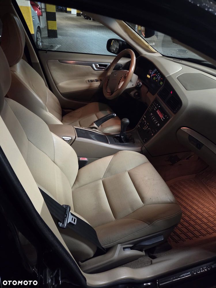 Volvo V70 2.4 Edition - 8